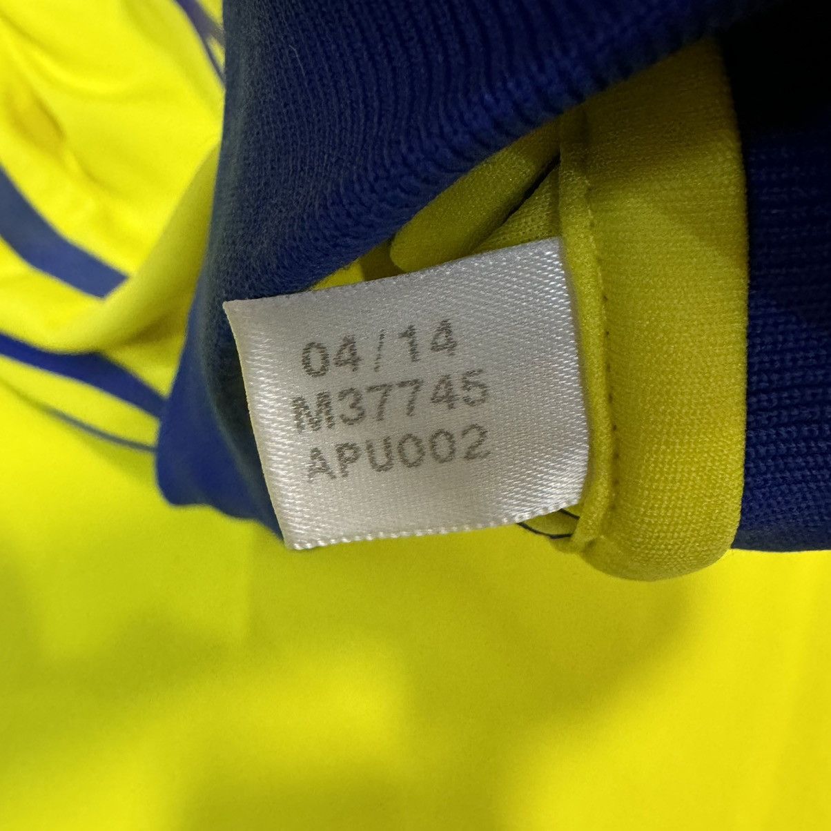 Adidas Chelsea 14/15 away shirt #26 Terry Size US S / EU 44-46 / 1 - 10 Thumbnail