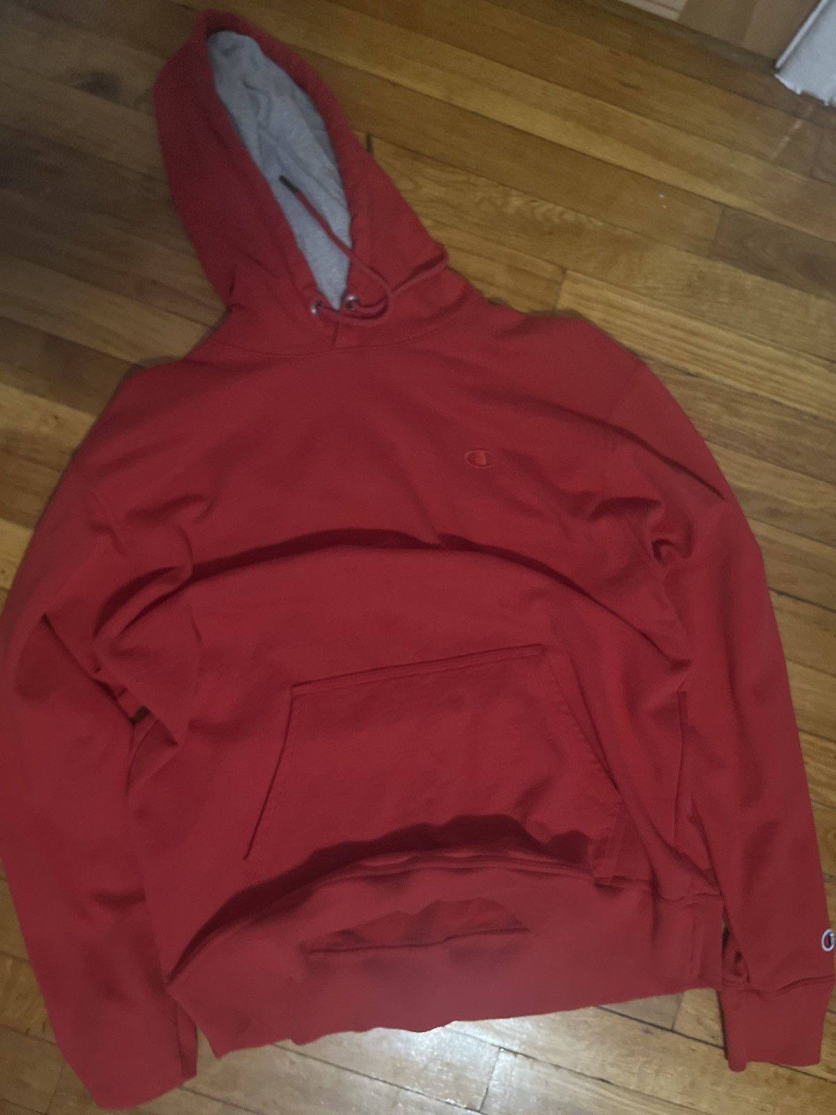 Champion Red champion hoodie Size US L / EU 52-54 / 3 - 1 Thumbnail