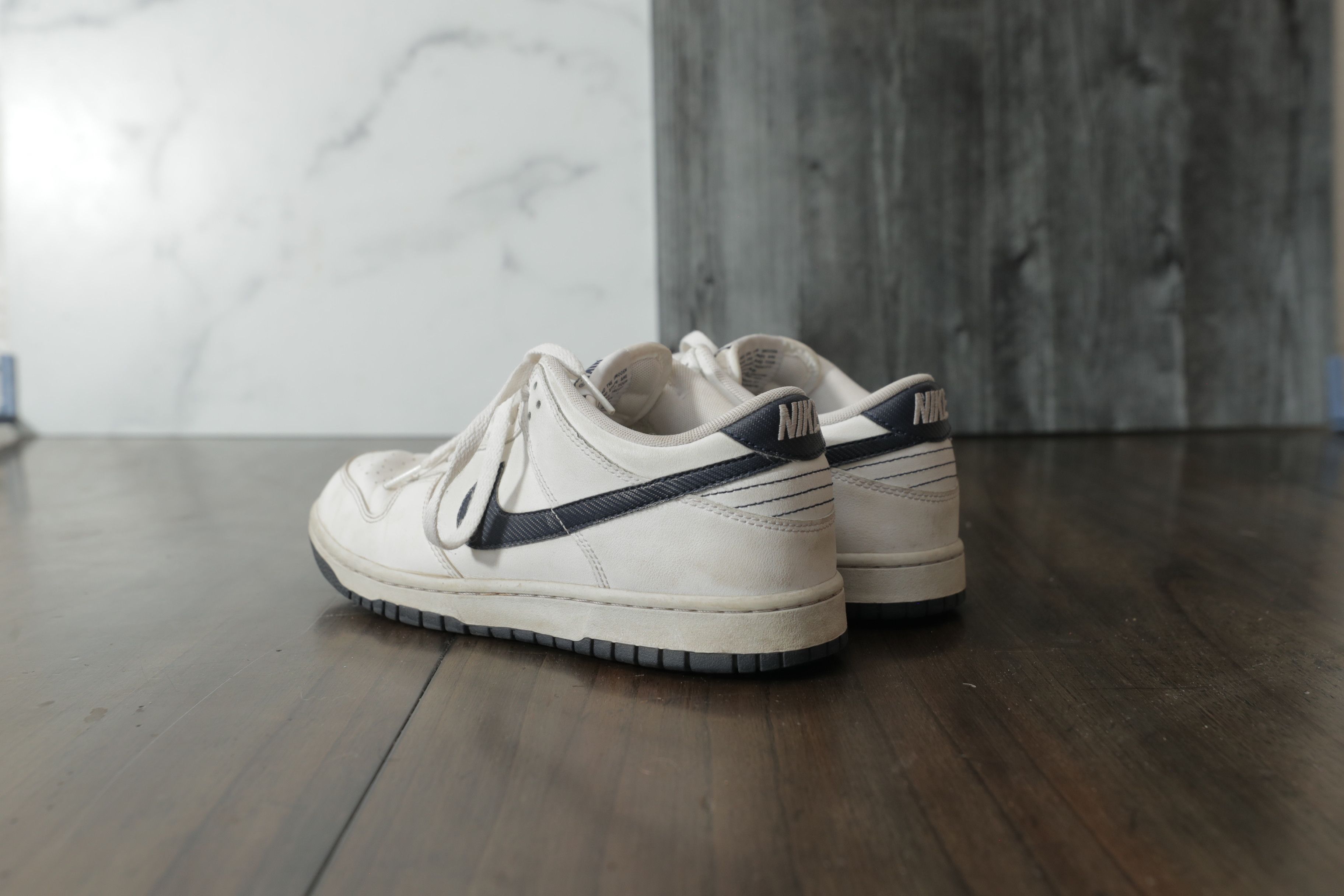 Nike Nike Dunk Low 2012 Obsidian Navy White Rare Vintage (8.5) Size US 8.5 / EU 41-42 - 2 Thumbnail