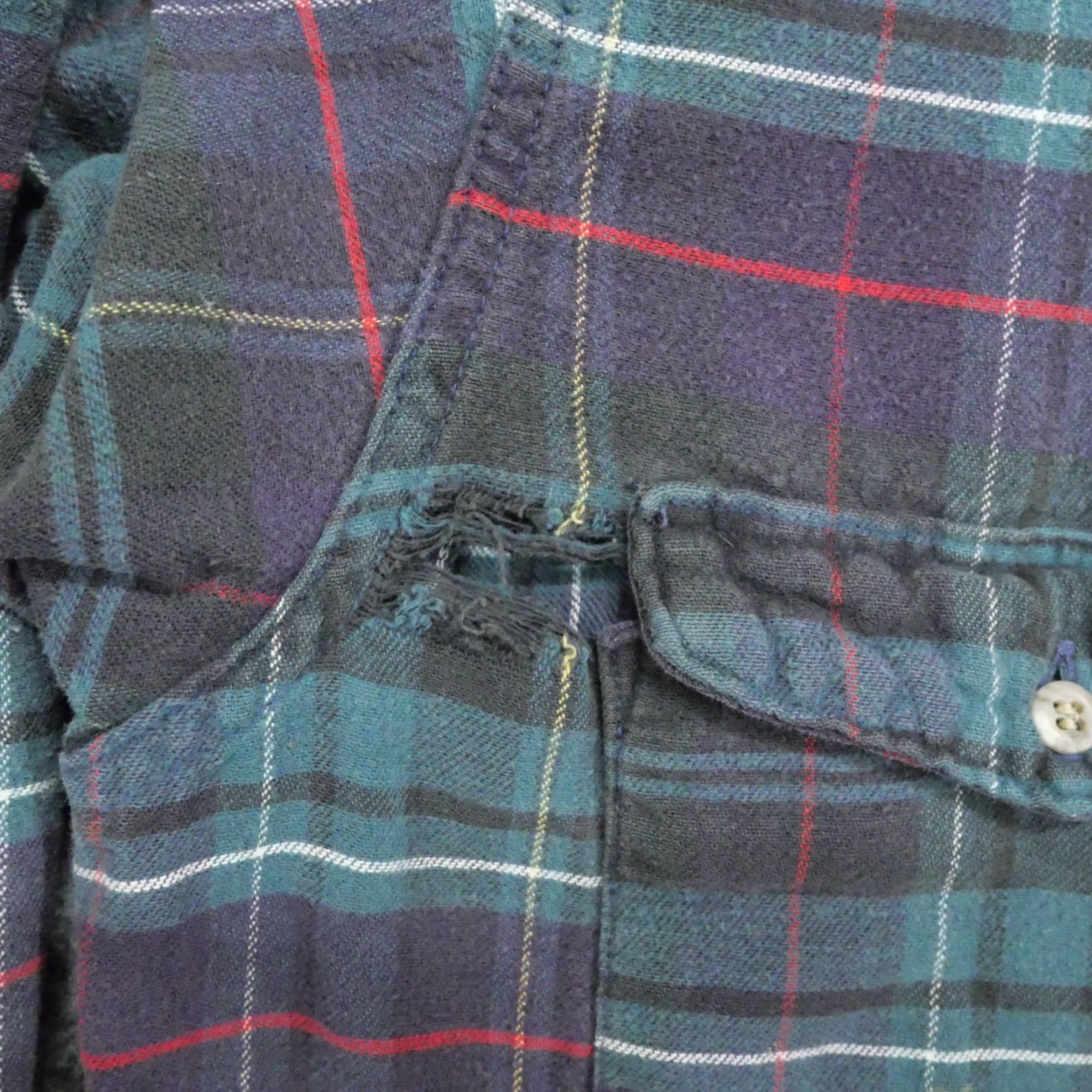 Wrangler VINTAGE Wrangler Shirt Mens 15.5 34 Blue Green Plaid Flannel 80s Workwear Casual Button-Up Size US L / EU 52-54 / 3 - 7 Thumbnail