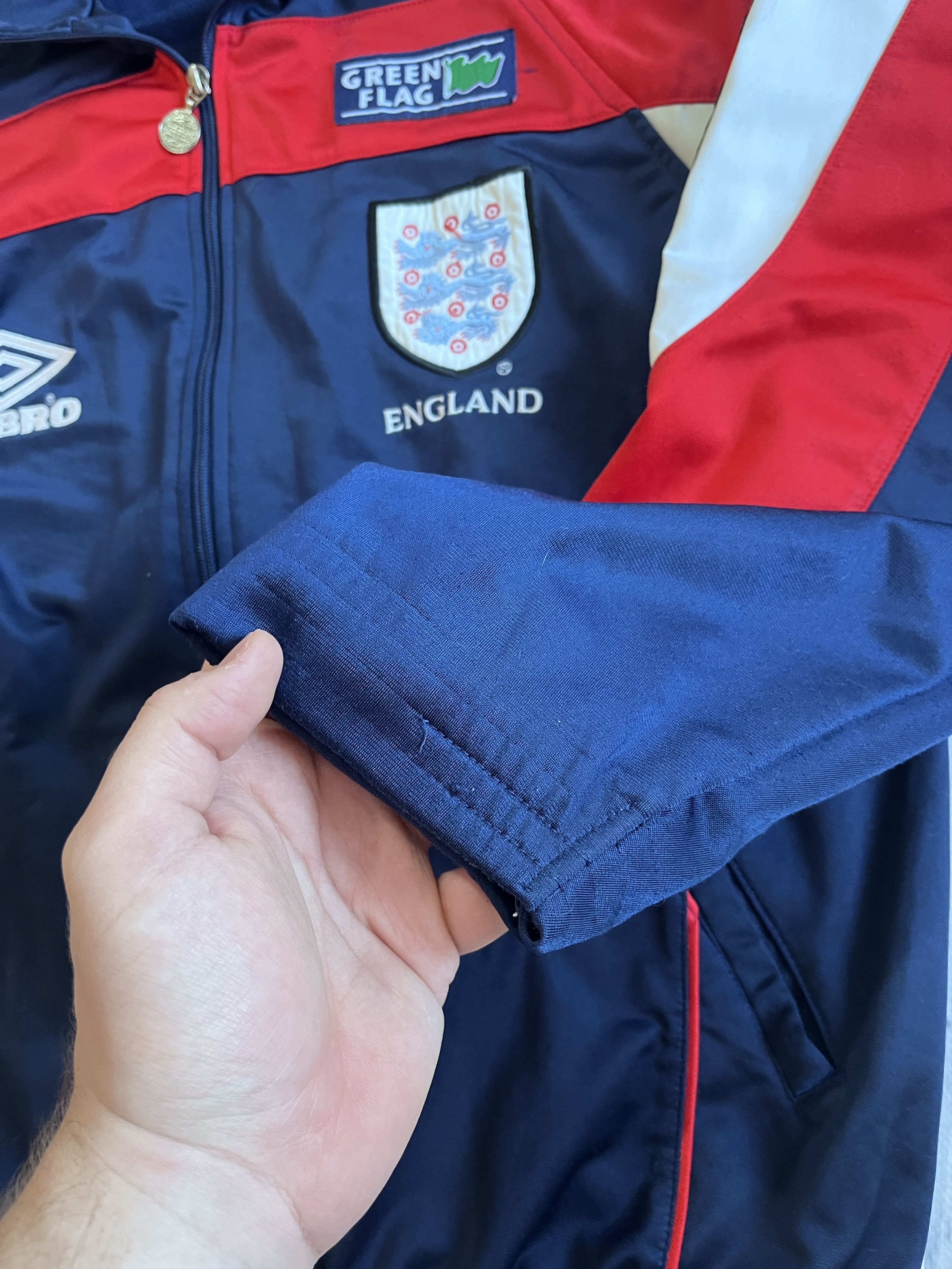 Umbro UMBRO ENGLAND VINTAGE 90S FOOTBALL SOCCER TRACK JACKET Size US S / EU 44-46 / 1 - 13 Thumbnail