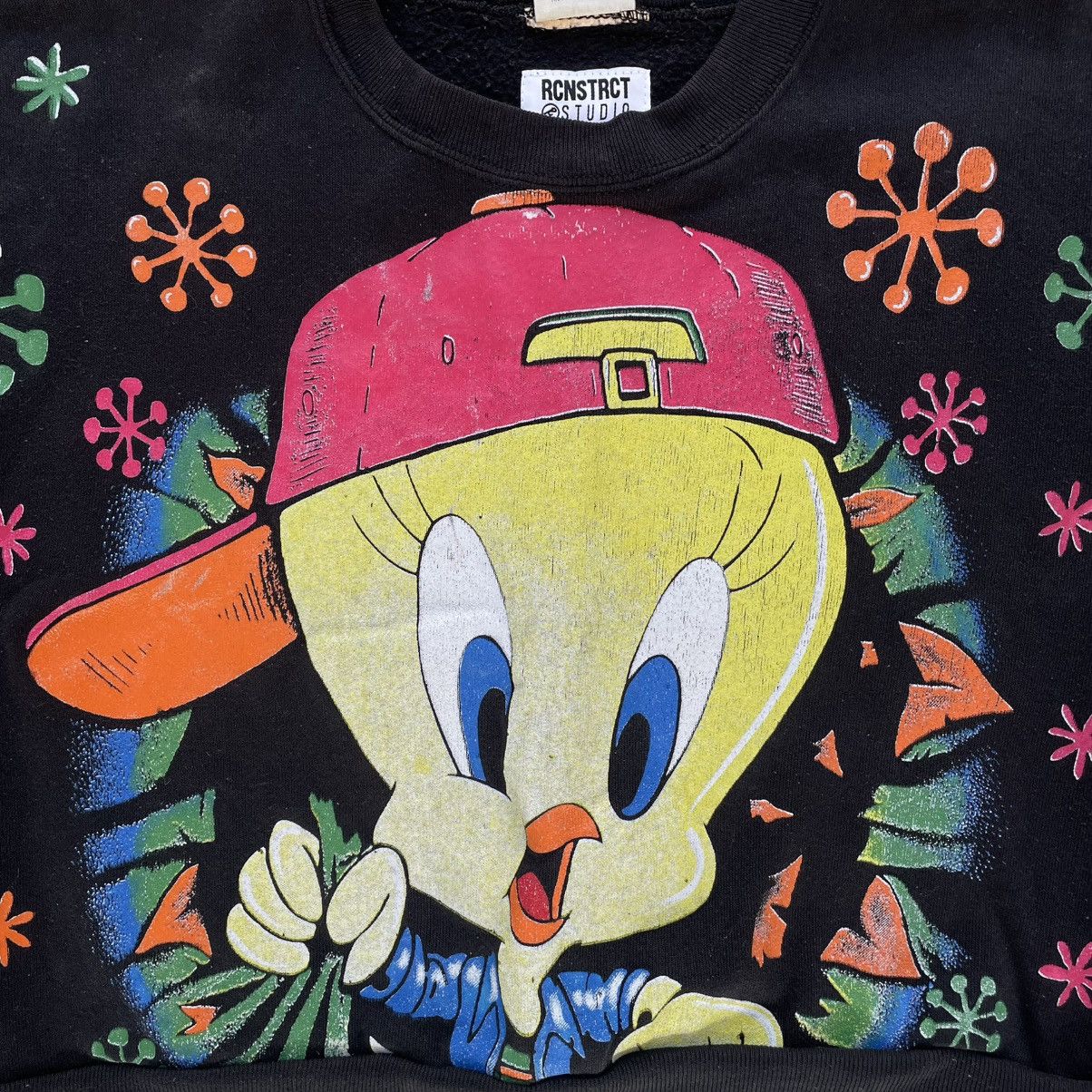 Warner Bros Vintage 1995 Looney Tunes Tweety Bird Crewneck Sweatshirt Size L / US 10 / IT 46 - 2 Thumbnail