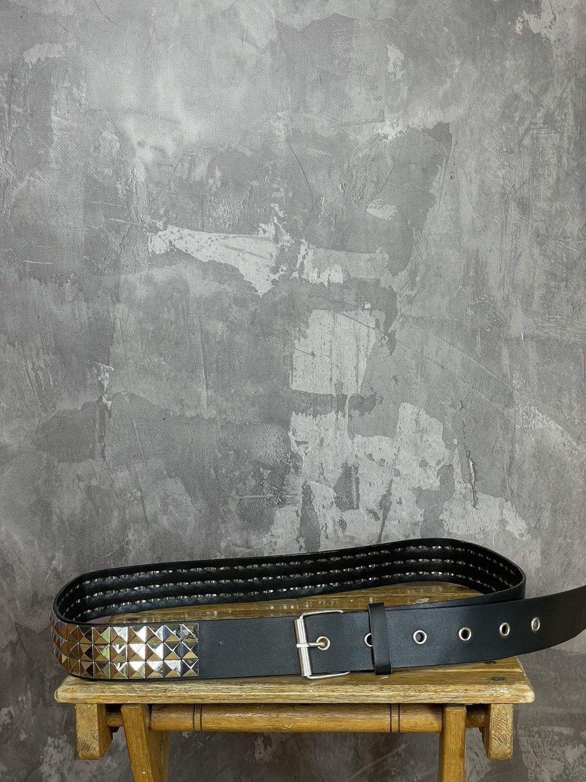 Japanese Brand × Vintage Y2k Vintage Pyramid Studded Belt (Cowboy Metal Logo ) Size ONE SIZE - 1 Thumbnail