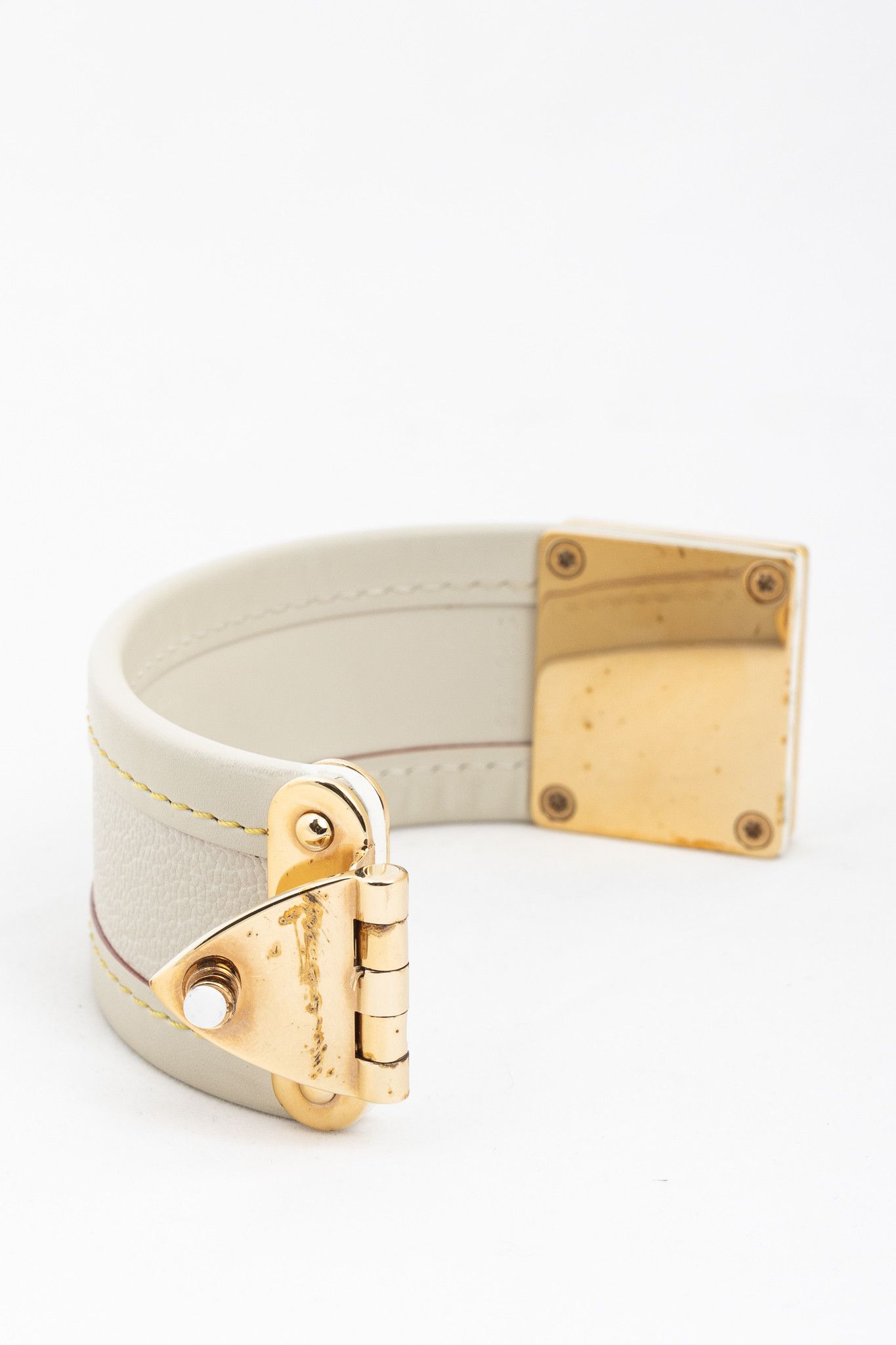 Louis Vuitton Louis Vuitton Suhali White Leather S-Lock Bracelet Size ONE SIZE - 5 Thumbnail