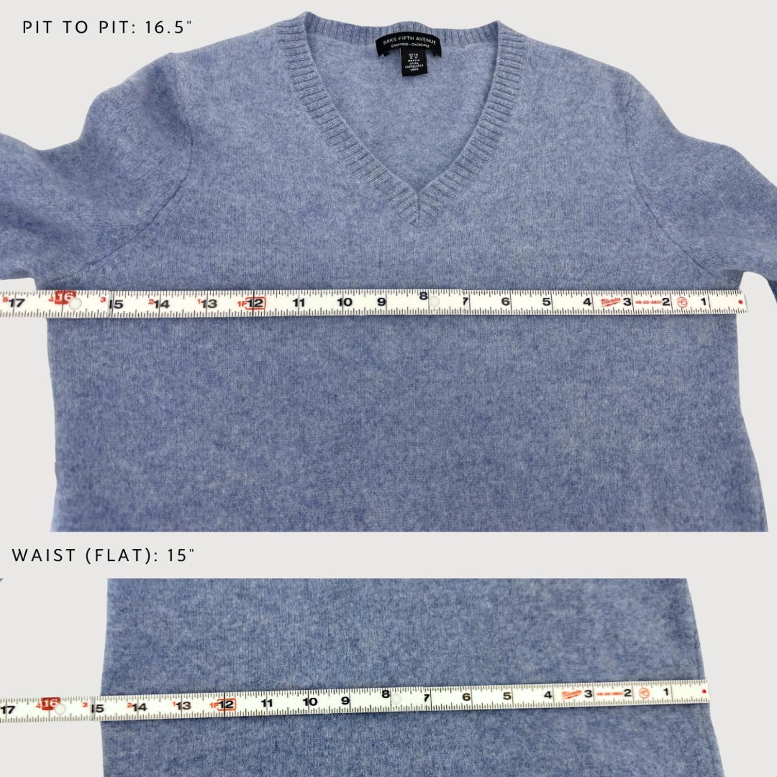 Saks Fifth Avenue Saks Fifth Avenue Cashmere Sweater V-Neck Light Blue M Size M / US 6-8 / IT 42-44 - 7 Thumbnail