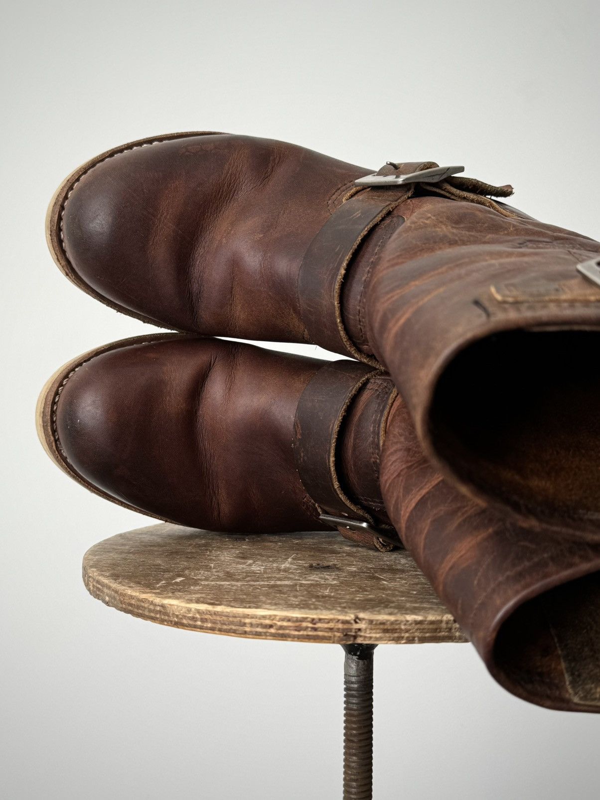 Red Wing Red Wing 2971 USA Engineer Brown Faded Leather Boots Size US 6 / EU 39 - 7 Thumbnail