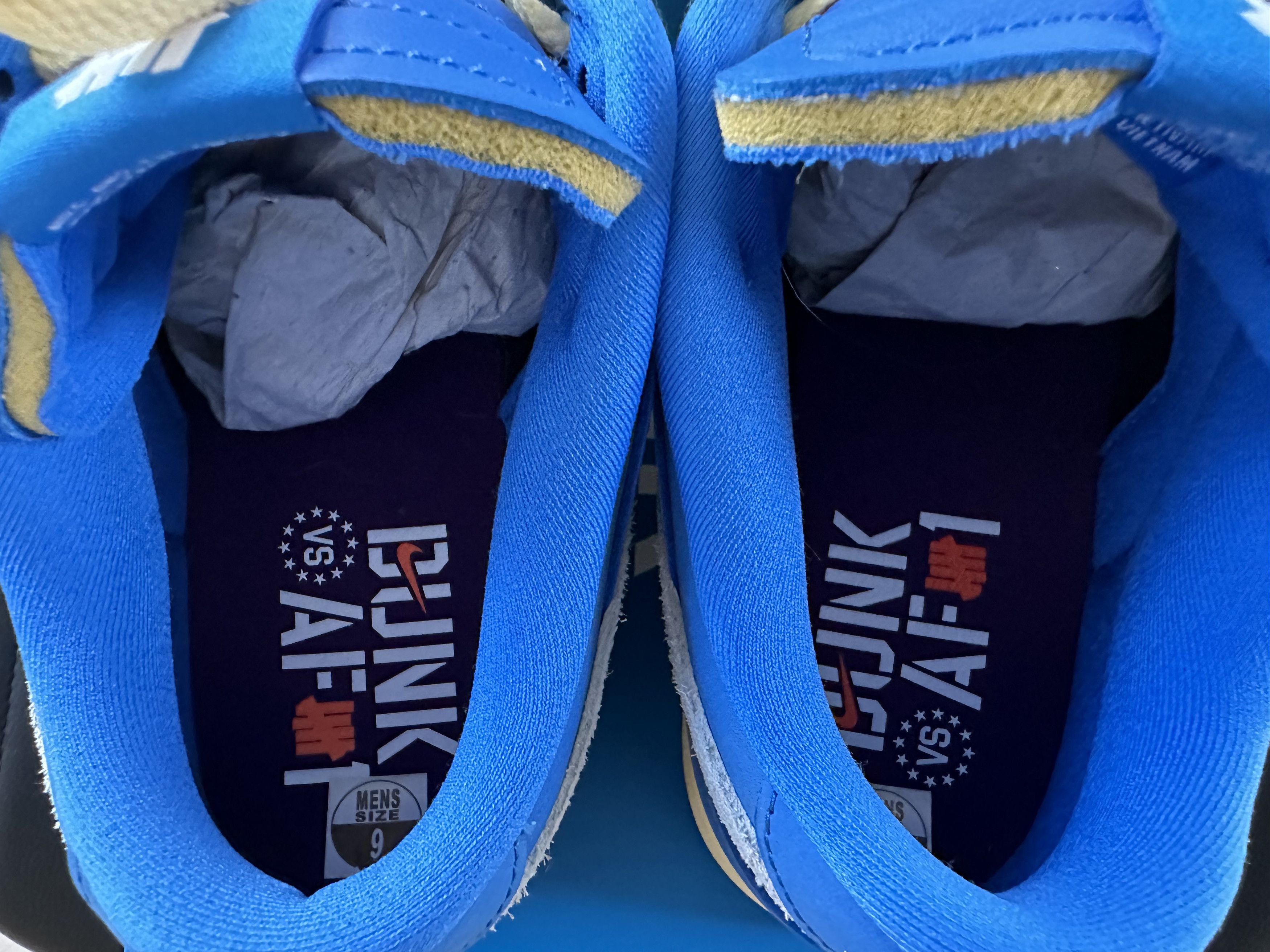 Nike × Undefeated PRE OWNED NIKE DUNK LOW SP UNDEFEATED 5 ON IT DUNK VS AF1 Size US 9 / EU 42 - 9 Thumbnail