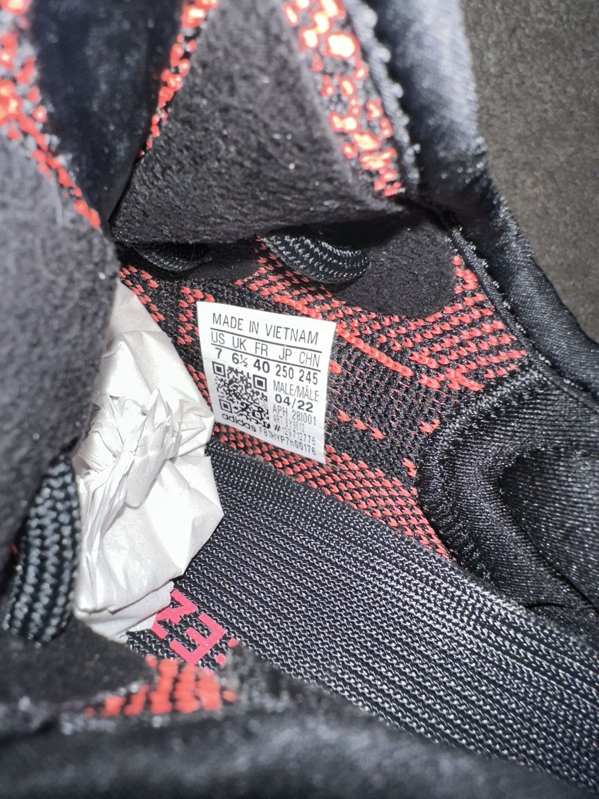 Adidas Adidas Yeezy Boost 350 V2 Black/Red Size US 7 / EU 40 - 8 Thumbnail