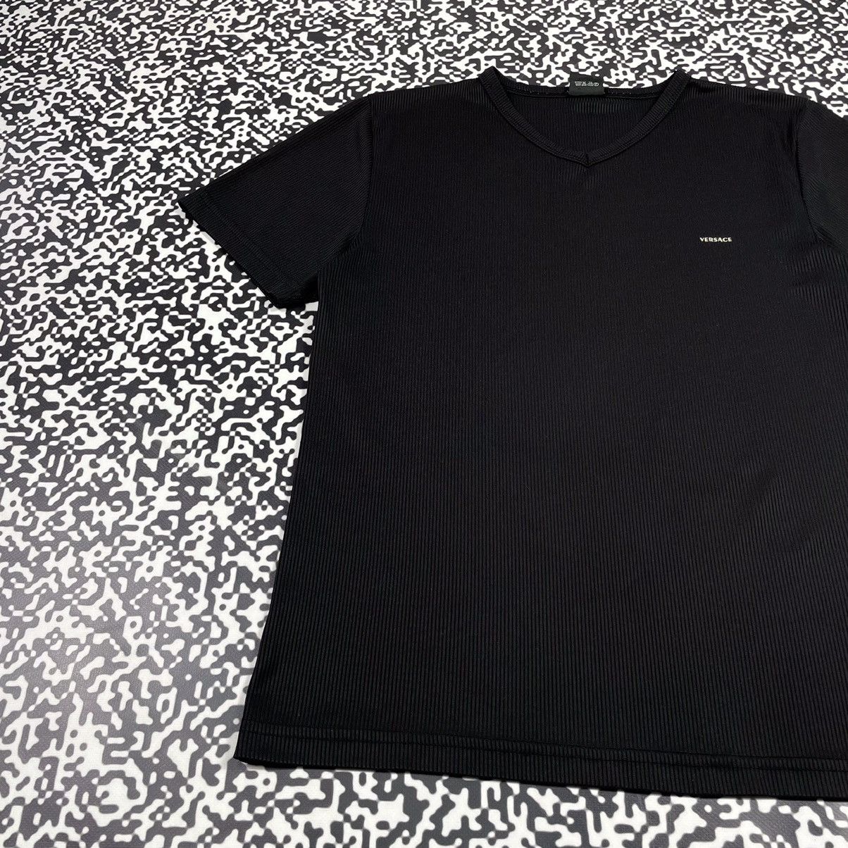 Versace × Versace Jeans Couture × Vintage Vintage 90s VERSACE Luxury Retro Casual T-shirt Y2K Style Size US M / EU 48-50 / 2 - 2 Thumbnail