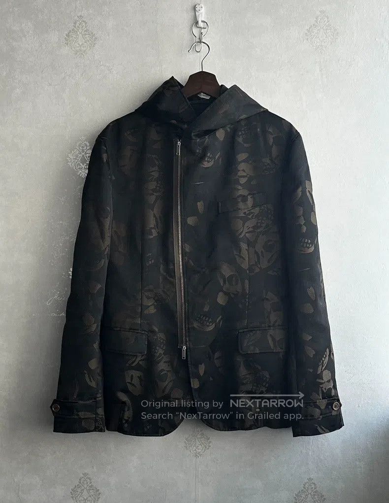 Alexander Mcqueen Dark-patterned skull-woven coat