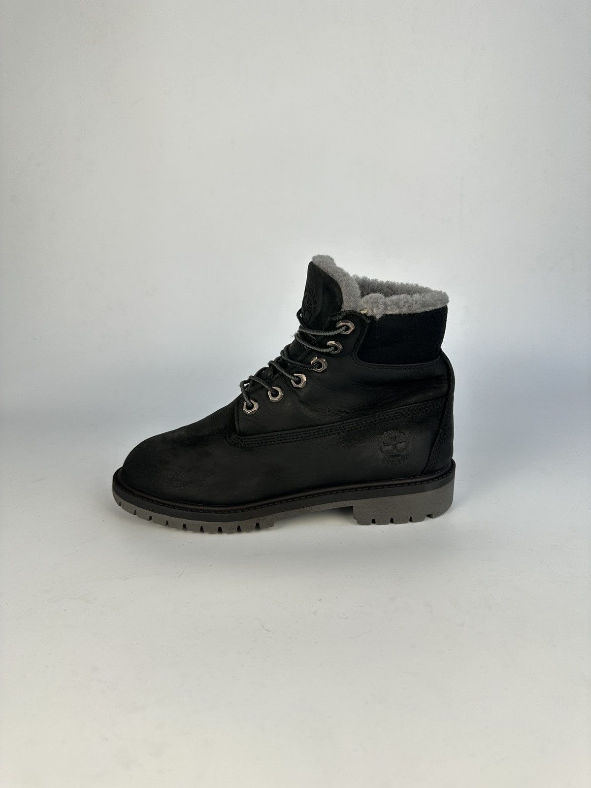 Timberland Timberland 6" Premium Black Nubuck Fur Lined Boots US 4 Size US 4 / IT 34 - 12 Thumbnail