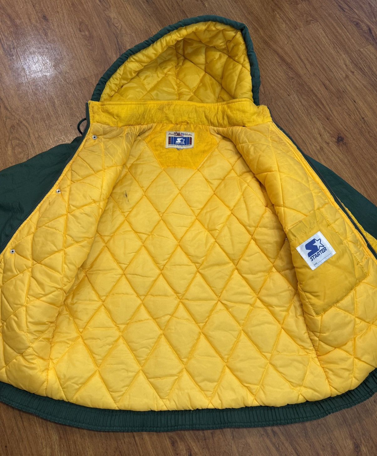 Starter Vintage 90’s Green Bay Packers Starter Jacket Puffer Quilted Size US L / EU 52-54 / 3 - 5 Thumbnail