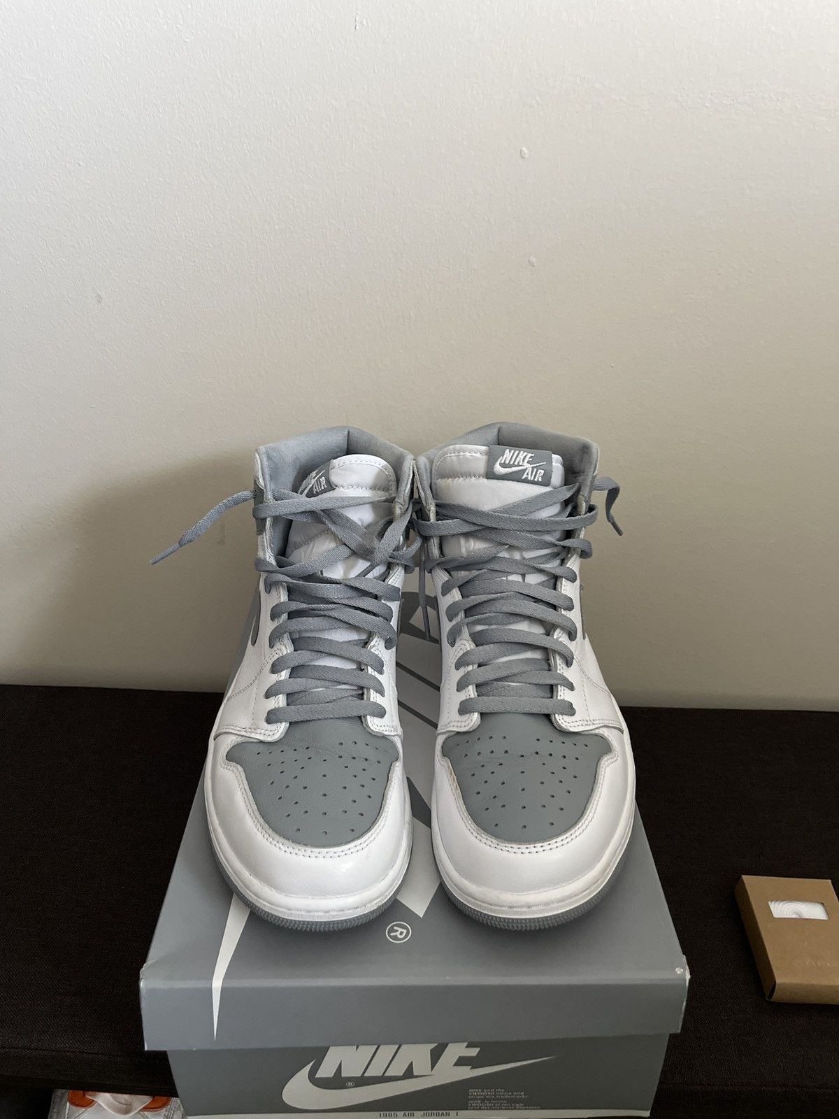Jordan Brand × Nike Jordan 1 High Stealth White Size US 10.5 / EU 43-44 - 5 Thumbnail