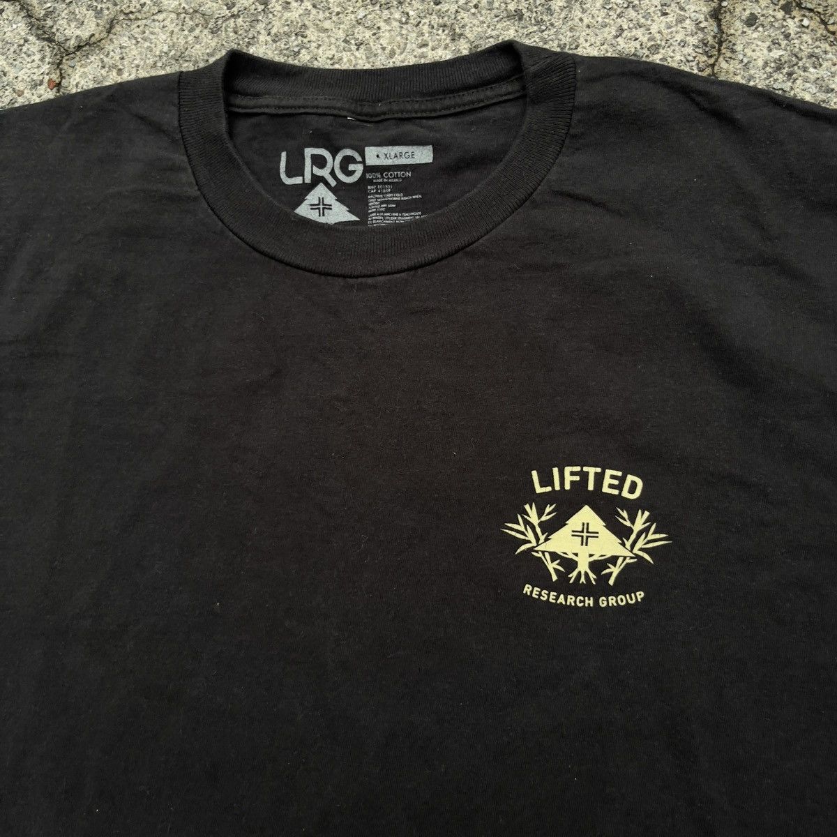 LRG × Vintage Vintage Y2K LRG FEED THE ANIMALS Shirt Size US XL / EU 56 / 4 - 2 Thumbnail