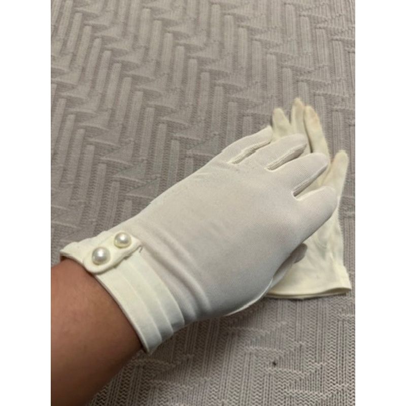 Vintage Vintage white fabric wrist length gloves READ Size ONE SIZE - 4 Thumbnail
