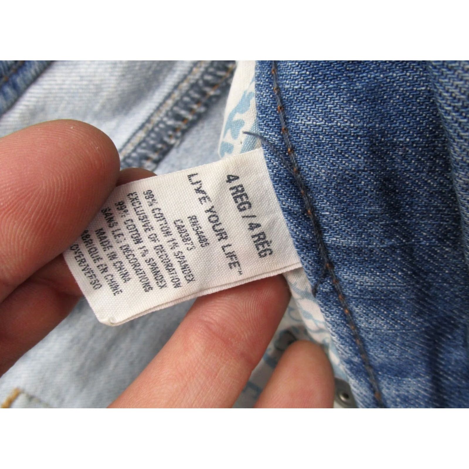 American Eagle Outfitters Vtg Y2K American Eagle Distressed Light Wash Denim Jeans Women's Size 4 Size 27" / US 4 / IT 40 - 5 Thumbnail