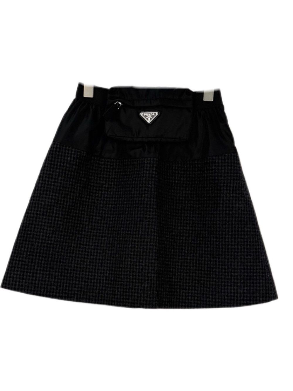 Prada Prada Nylon Pouch Mini Skirt Size 40 Size 27" / US 4 / IT 40 - 1 Thumbnail