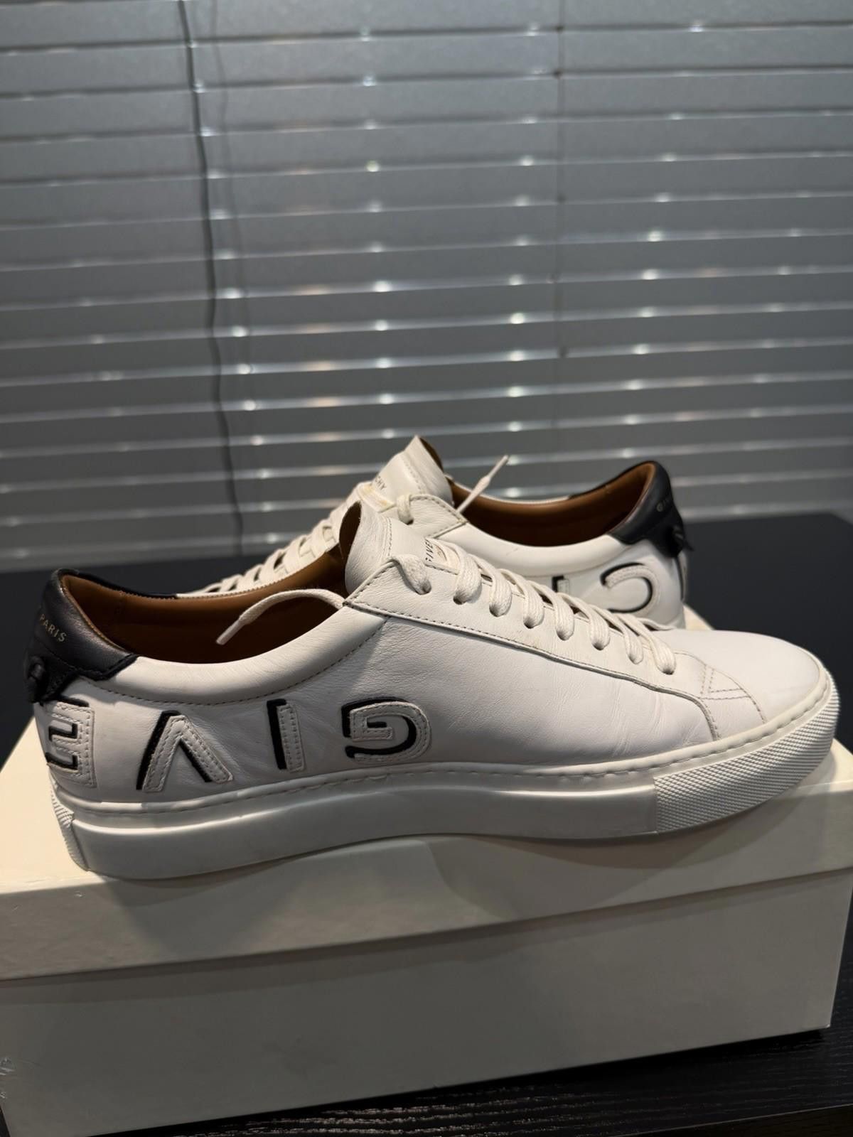 Givenchy Givenchy Parish Men’s Sneakers Size 41.5EU/8.5US Leather Size US 8.5 / EU 41-42 - 4 Thumbnail