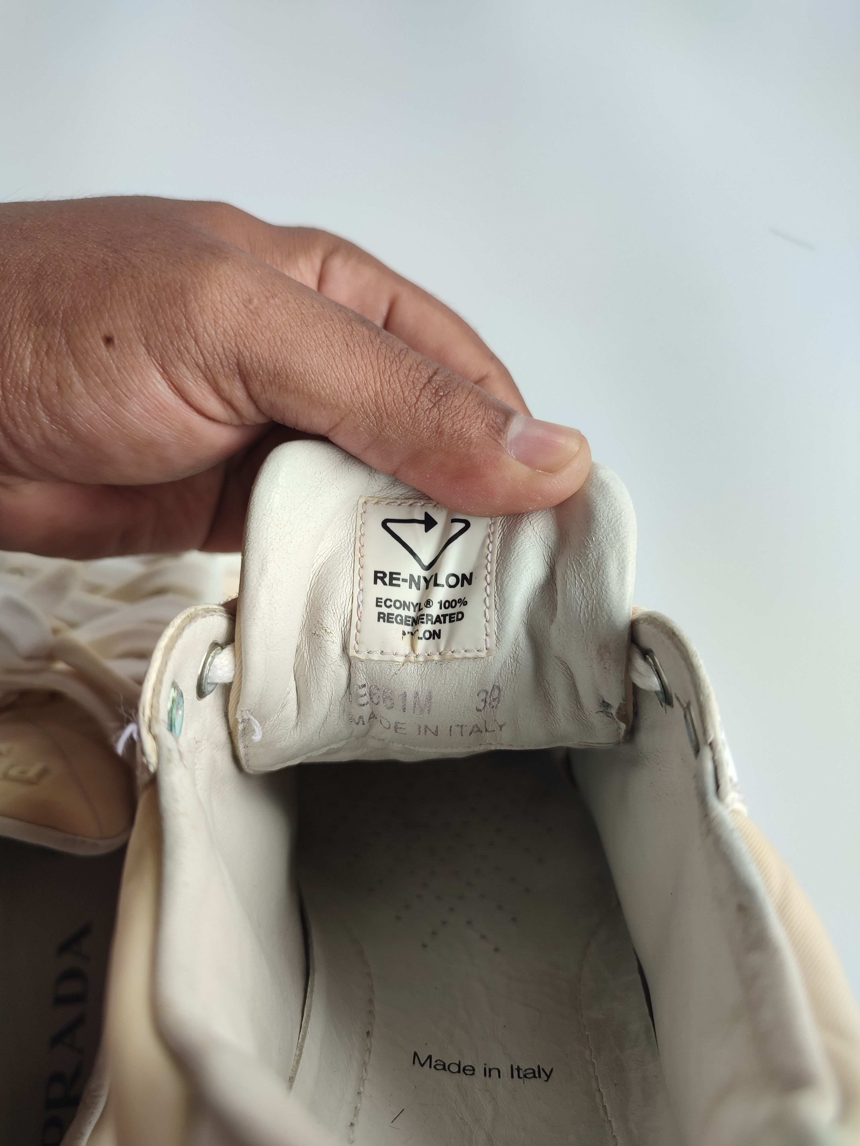 Prada PRADA RE- NYLON LOGO SNEAKER Size US 8.5 / IT 38.5 - 7 Thumbnail