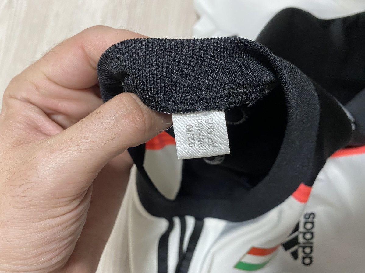 Adidas Adidas Jersey Juventus 2019 away size S #8 Size US S / EU 44-46 / 1 - 9 Thumbnail
