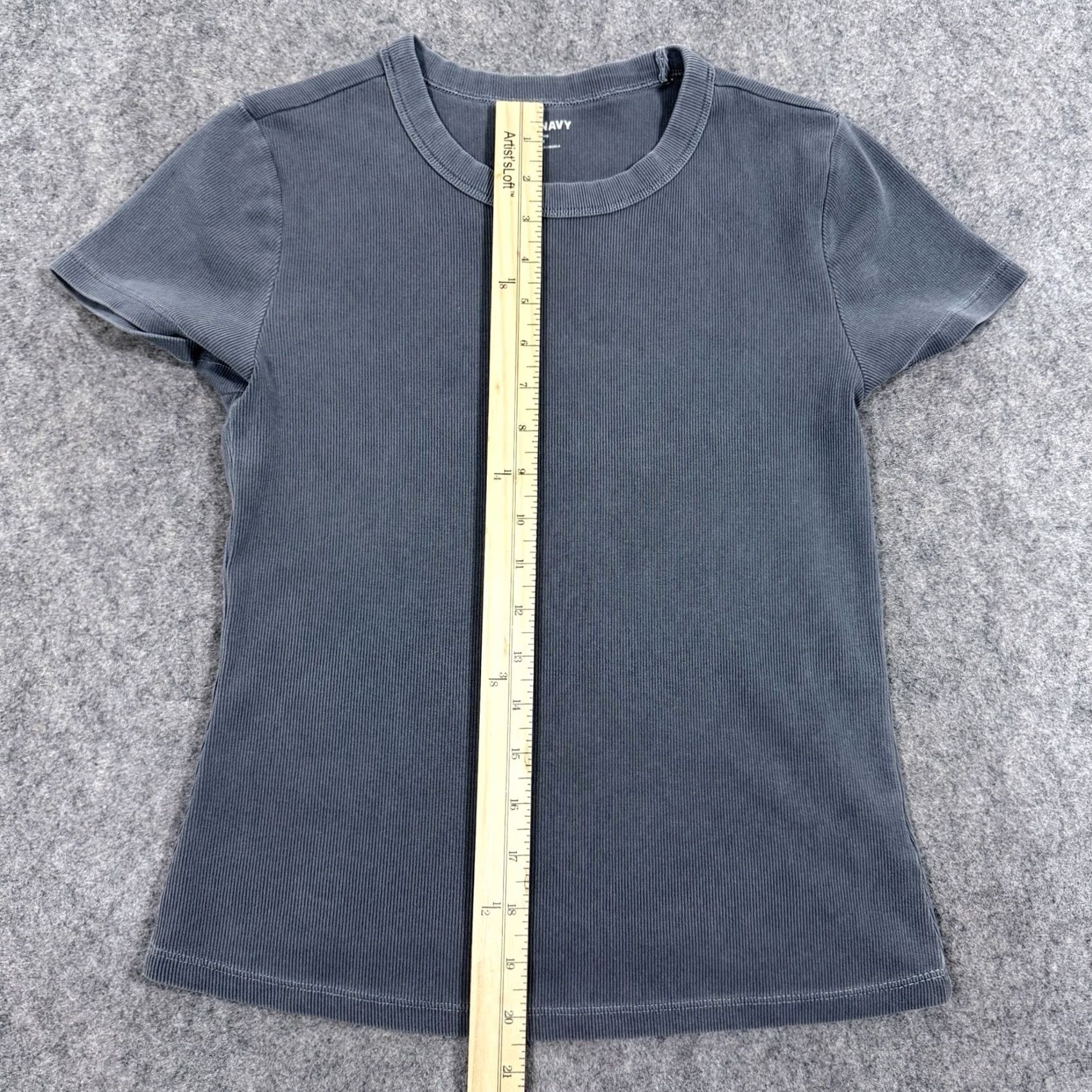 Old Navy Old Navy T-Shirt Size Medium Gray Snug Short Sleeve Stretch Ribbed Fits Women's Size M / US 6-8 / IT 42-44 - 5 Thumbnail