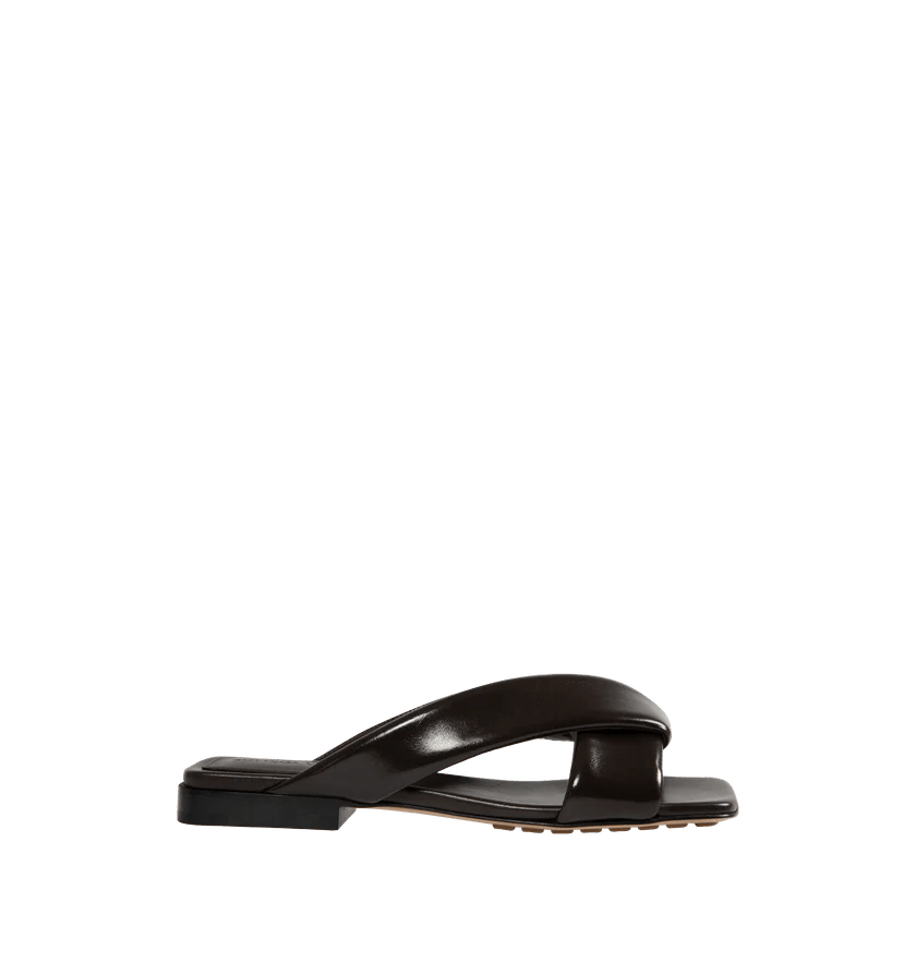 Bottega Veneta o1h1sh10526 Riva Flat Sandal in Dark Brown/Fondant Size US 7 / IT 37 - 1 Thumbnail