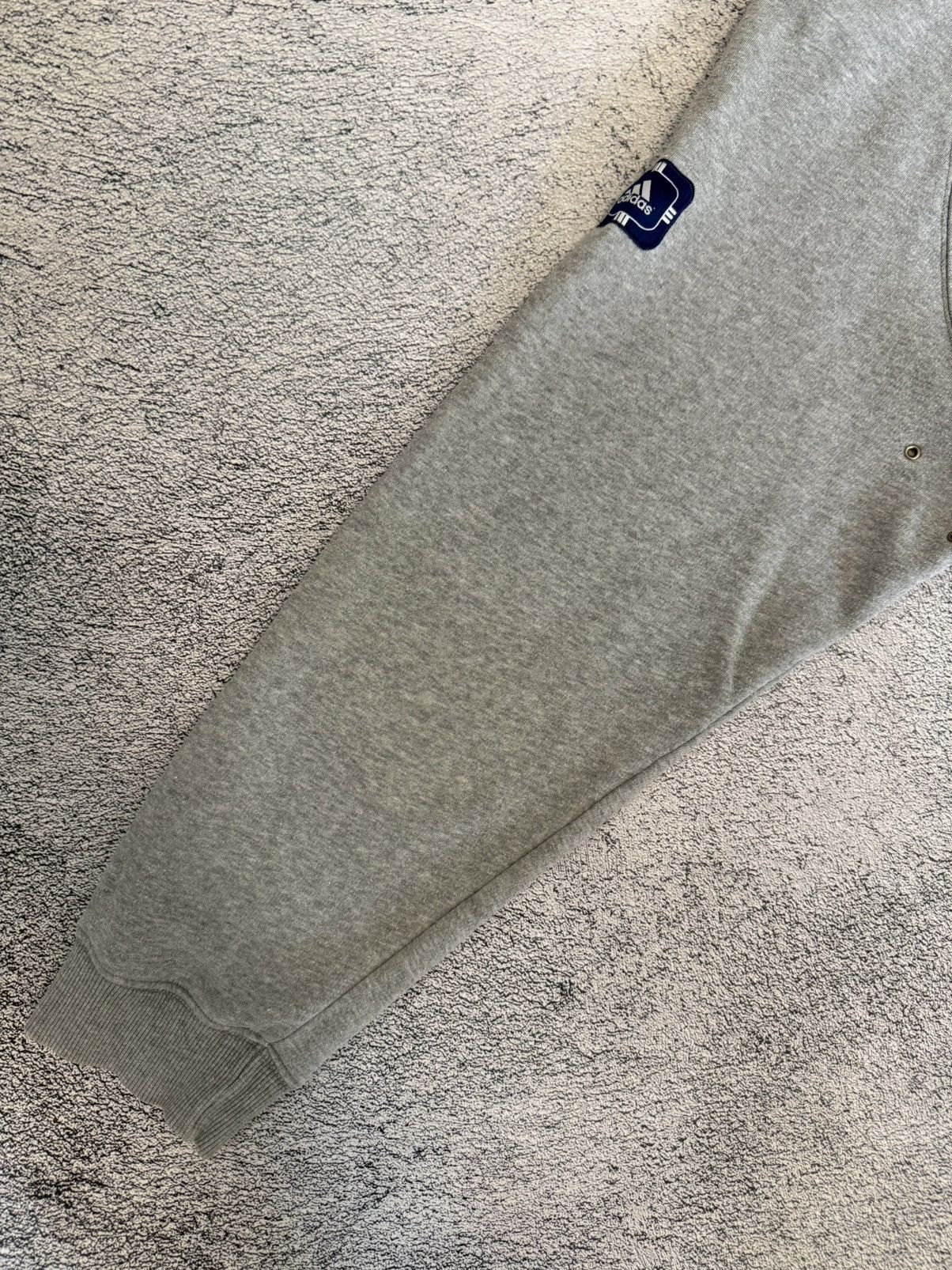 Adidas Vintage Adidas Yankees Sweatshirt MLB Spellout Logo Mens L Size US L / EU 52-54 / 3 - 24 Thumbnail