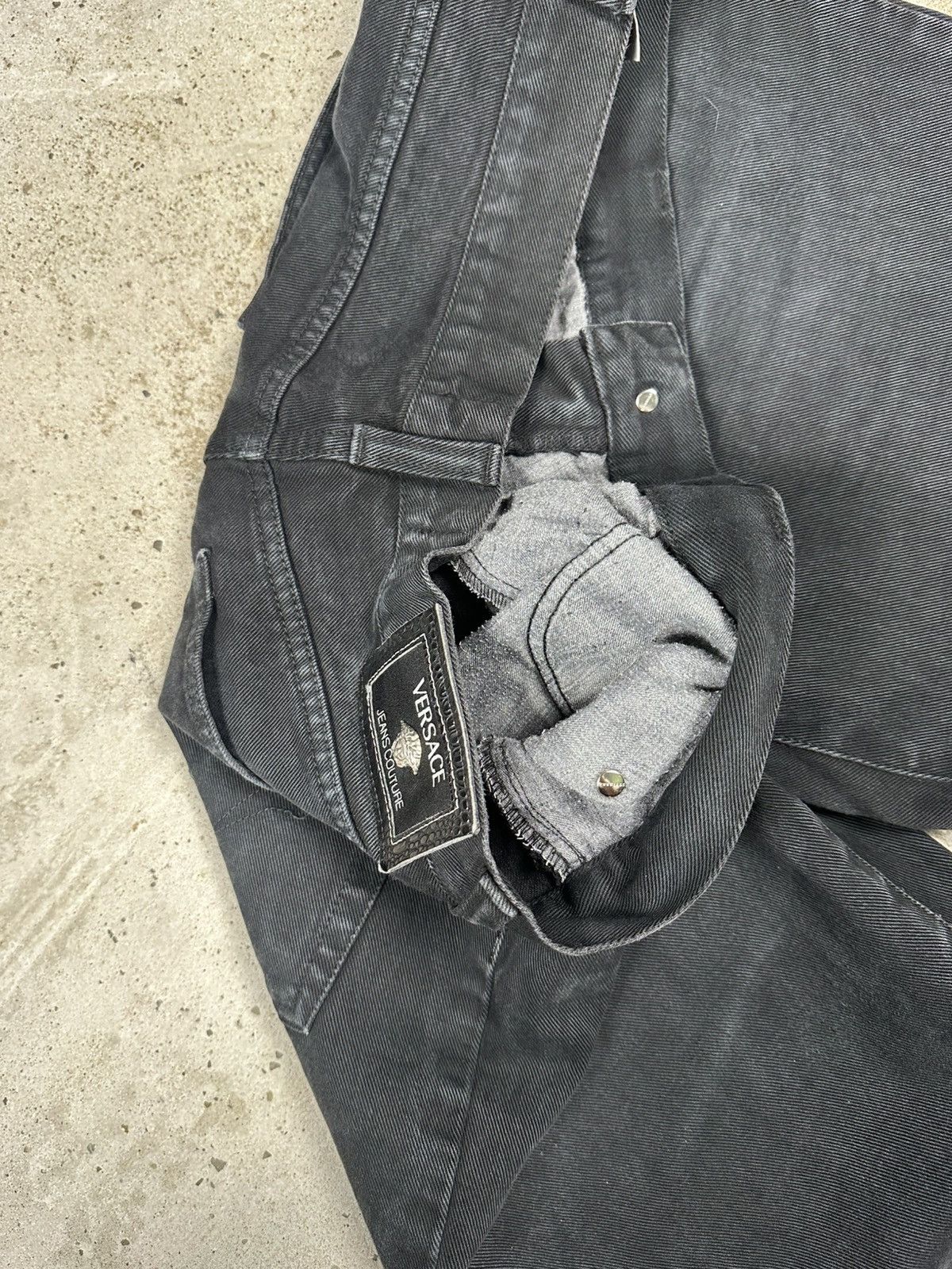 Versace × Versace Jeans Couture × Vintage Vintage Y2K Versace Jeans Couture Washed Black Denim Pants Size US 36 / EU 52 - 18 Thumbnail