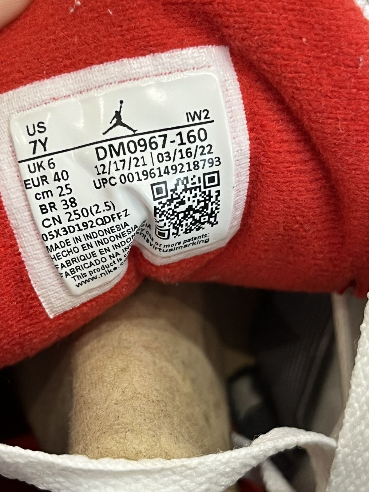 Jordan Brand Jordan 3 Retro Fire Red (2022) Size US 7 / EU 40 - 8 Thumbnail
