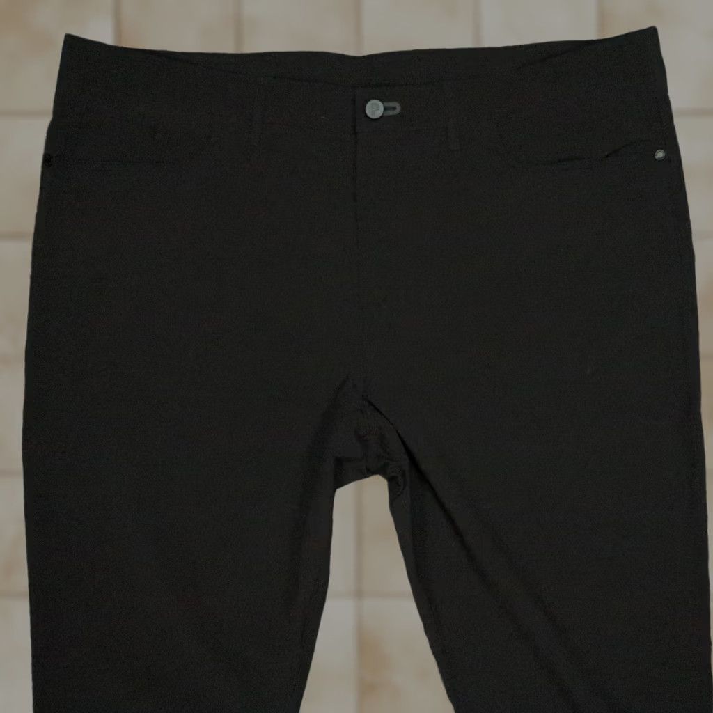 Vintage Public Rec Pants Mens 42x30 Black 5-Pocket Chino Flat Front Stretch Regular | Pants | Mens | Black | 42 | 30 Inseam Size US 42 / EU 58 - 1 Thumbnail