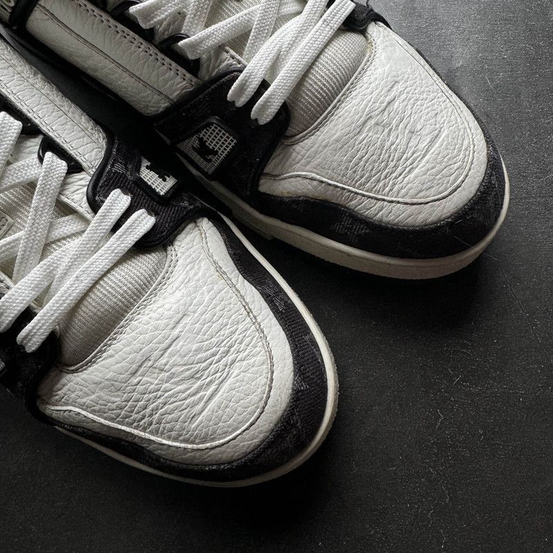 Louis Vuitton Louis Vuitton Trainer Panda Low-Top Sneakers -2508 Size US 7.5 / EU 40-41 - 9 Thumbnail