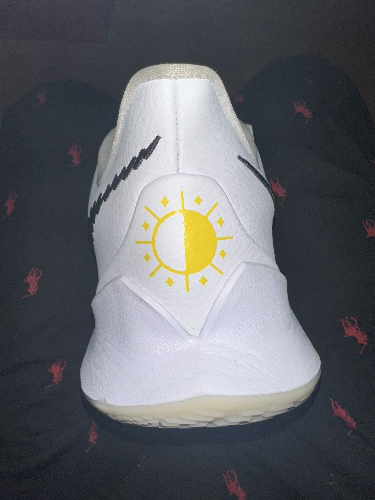 Nike Nike Kyrie Low 3 Eclipse Size US 12 / EU 45 - 10 Thumbnail