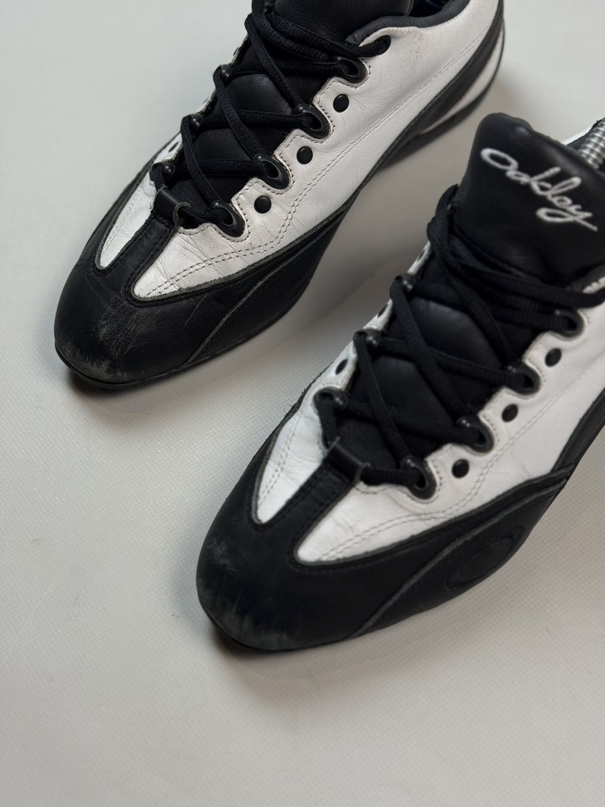 Oakley Archive 00s Oakley Leather Low Top Racing Sneakers Shoes Size US 8.5 / IT 38.5 - 12 Thumbnail