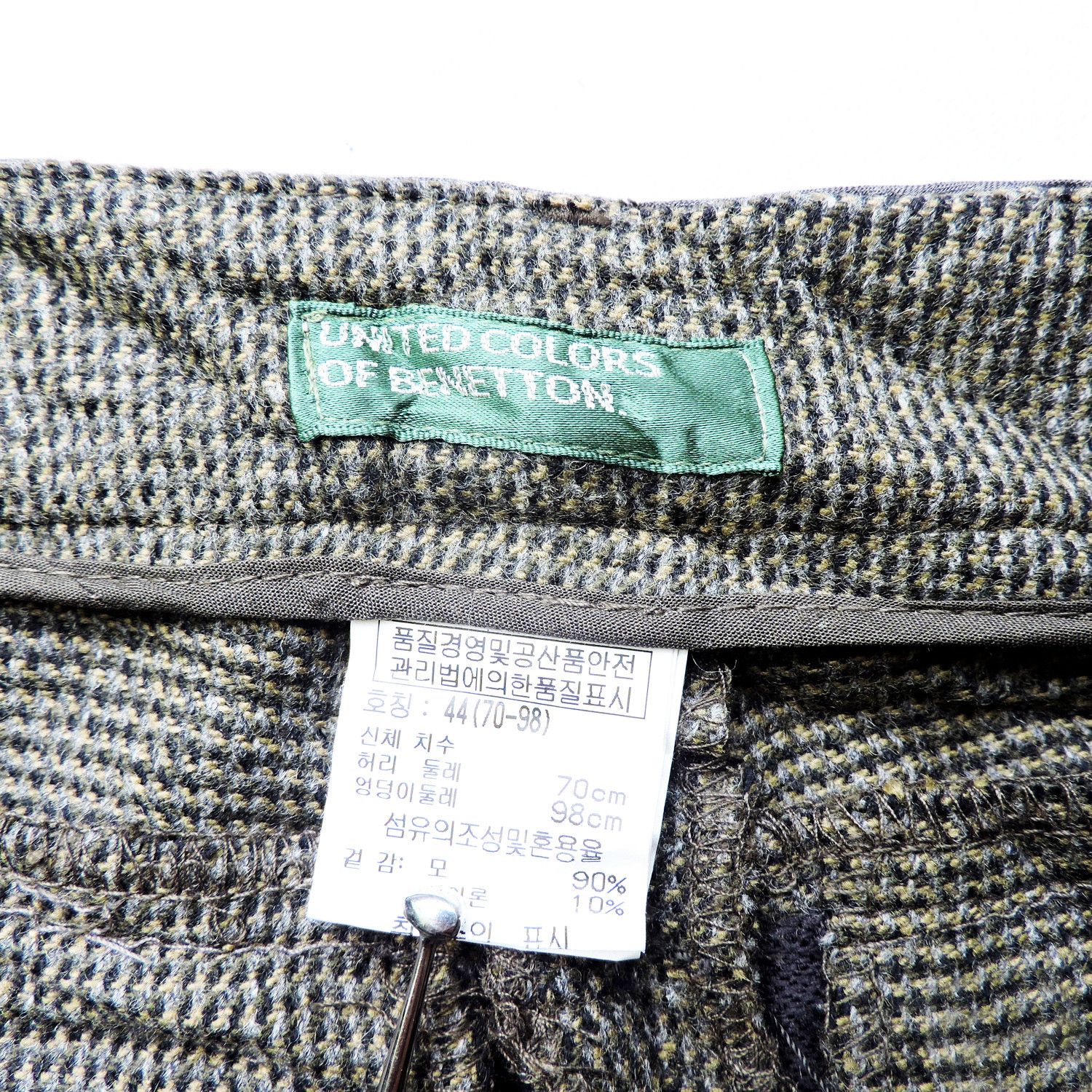 United Colors Of Benetton UNITED COLORS OF BENETTON SHORT PANTS Size US 31 - 3 Thumbnail