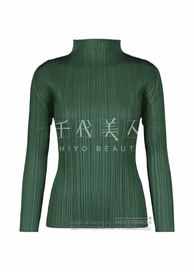 Issey Miyake Issey Miyake Dark Green Pleated T-shirt Size L / US 10 / IT 46 - 1 Thumbnail