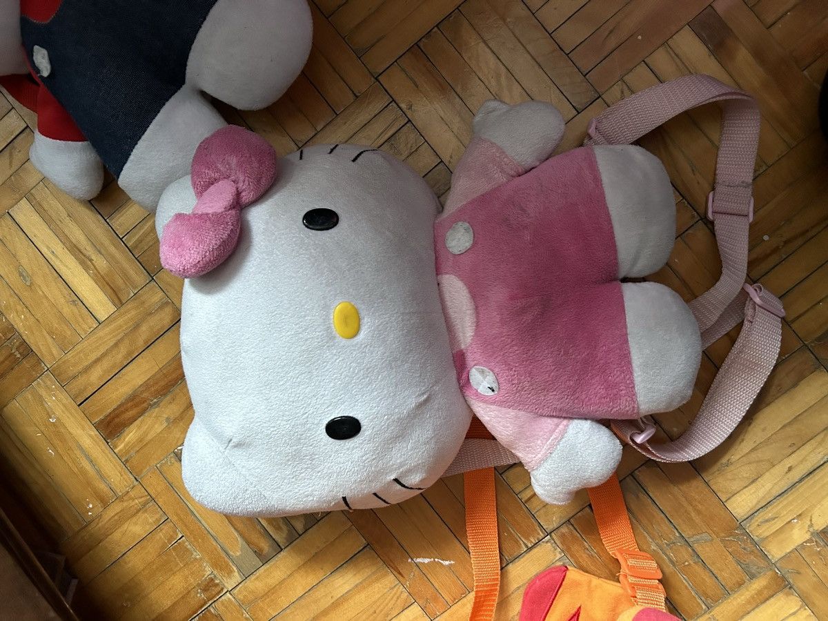 Japanese Brand × Vintage Hello kitty plush backpack Size ONE SIZE - 2 Thumbnail