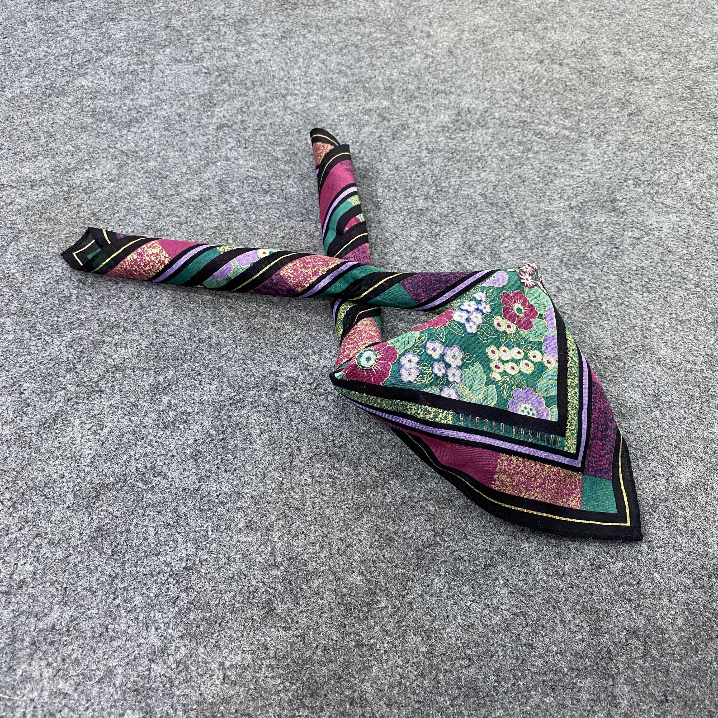 Japanese Brand Hiroko Koshino Handkerchief / Bandana / Neckerchief-B2137 Size ONE SIZE - 1 Thumbnail
