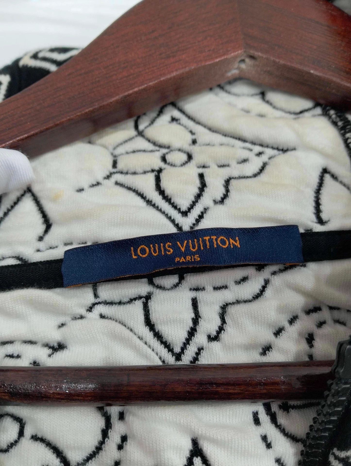 Louis Vuitton LV x NBA FW21 All Over Print Quilted Hoodie XS Size XS / US 0-2 / IT 36-38 - 4 Thumbnail
