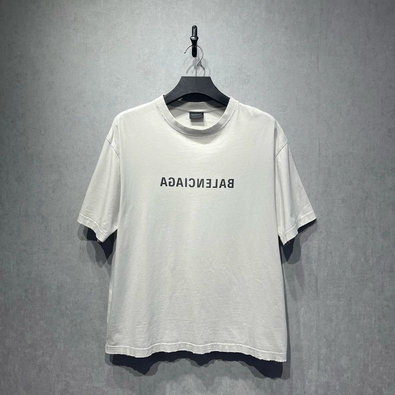 Balenciaga Balenciaga Logo Print Short Sleeve Tee Size US S / EU 44-46 / 1 - 1 Thumbnail