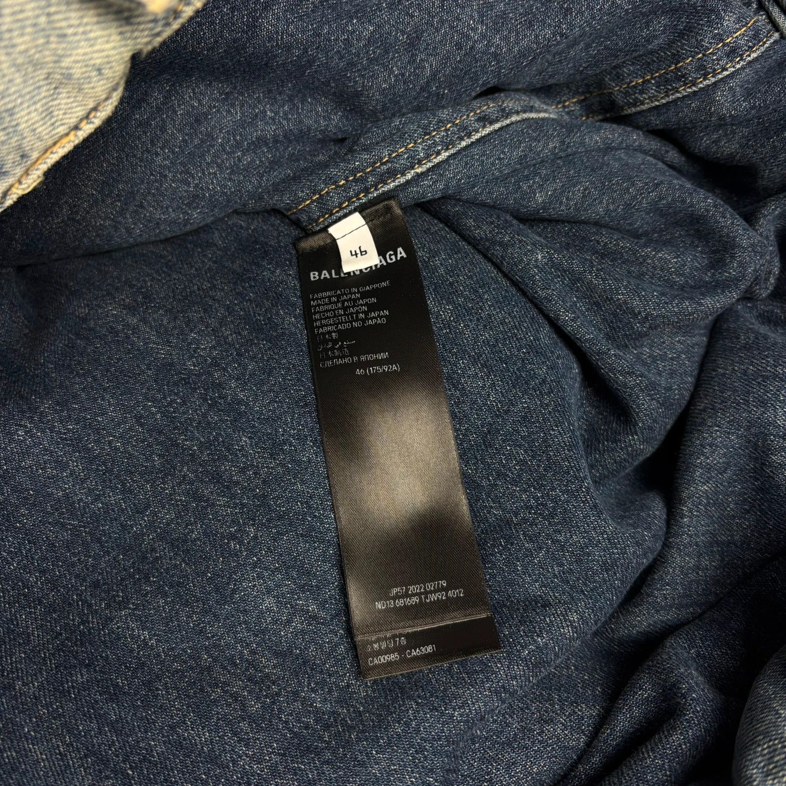 Balenciaga Balenciaga oversized denim jacket puffy Kanye west style Size US S / EU 44-46 / 1 - 5 Thumbnail