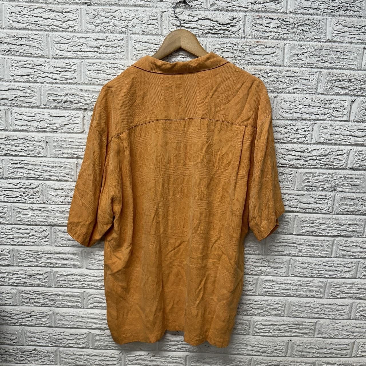 Tommy Bahama Vintage Tommy Bahama 100% Silk Hawaiian Shirt XL Size US XL / EU 56 / 4 - 3 Thumbnail