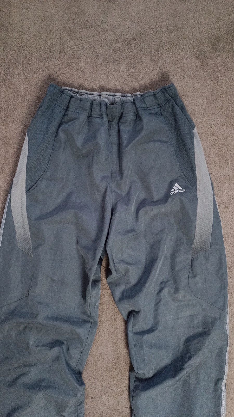 Vintage Adidas vintage Y2K parachute track pants Size US 32 / EU 48 - 2 Thumbnail