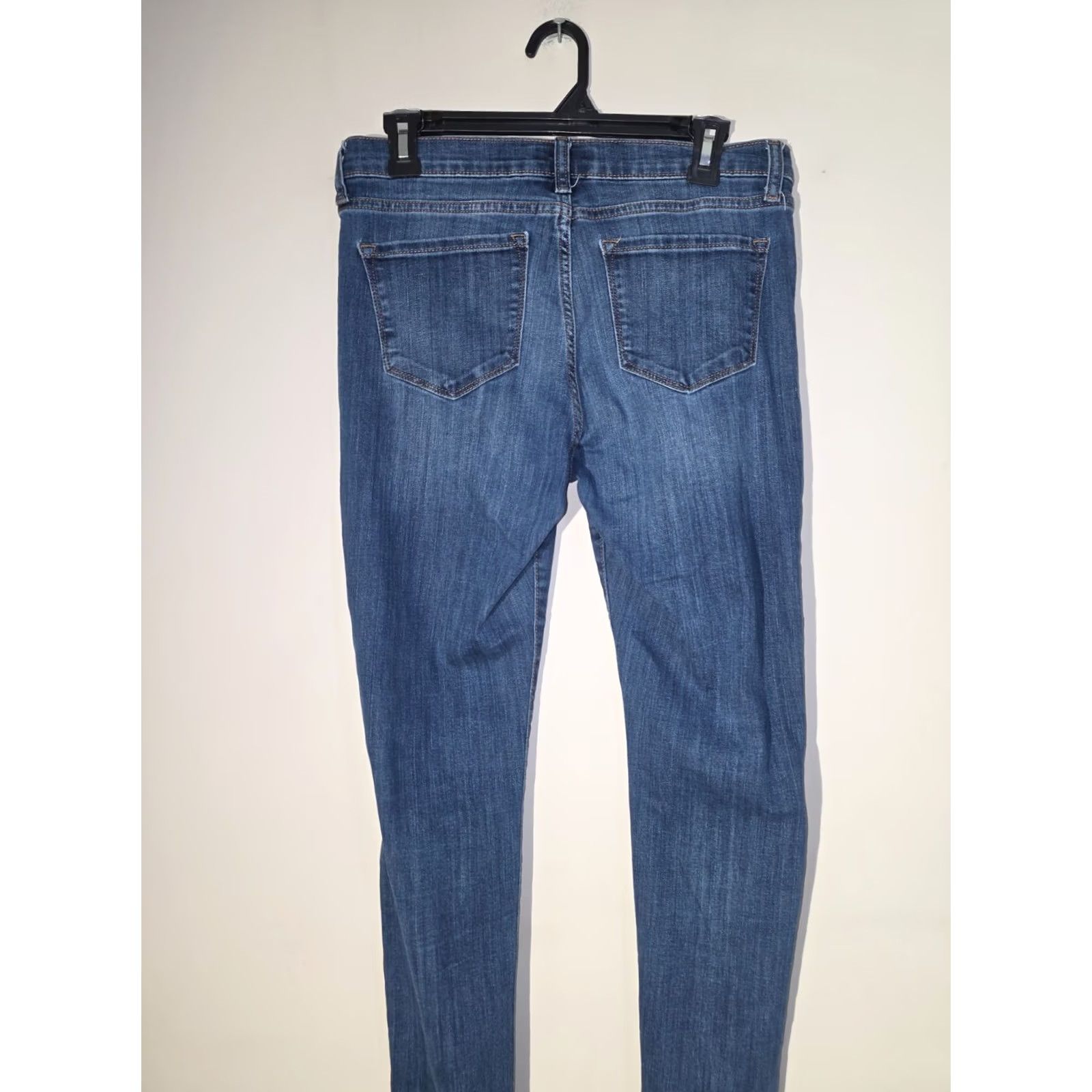 Banana Republic Banana Republic Jeans Women’s 28/6 Skinny Denim Cotton Blue 5-Pocket Medium Wash with Zip Closure Size 28" / US 6 / IT 42 - 2 Thumbnail