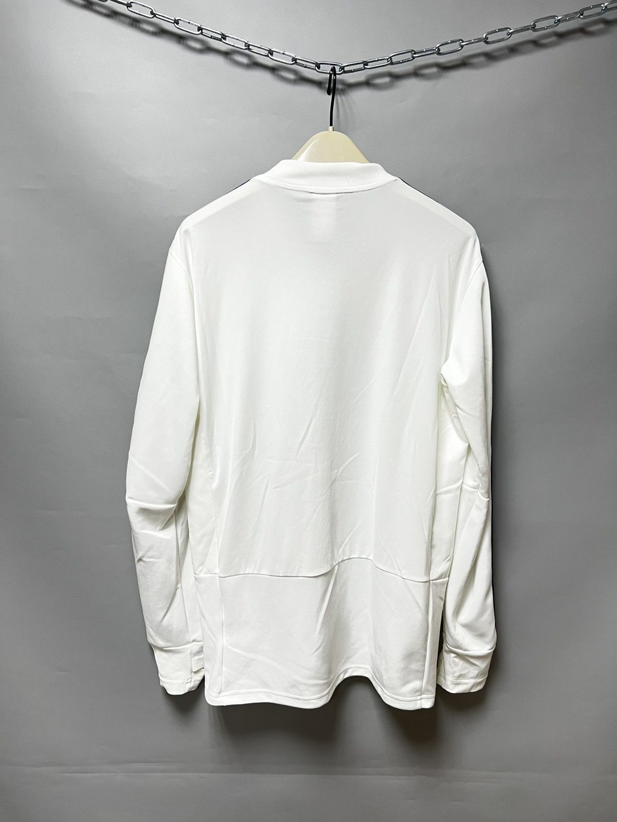 Adidas Adidas F.C Real Madrid Long Sleeve T Shirt sweatshirt white Size US M / EU 48-50 / 2 - 2 Thumbnail