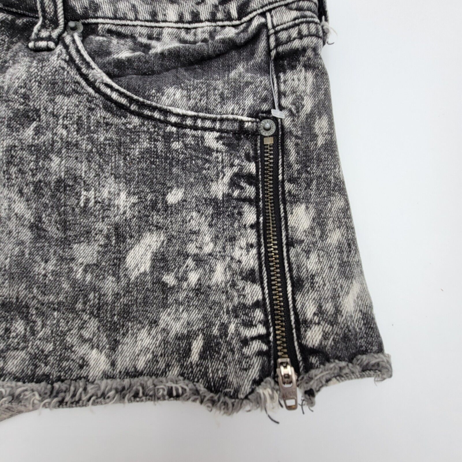 Volcom Volcom Jeans Womens Short Size 11 gray Size 24" / US 00 / IT 34 - 4 Thumbnail
