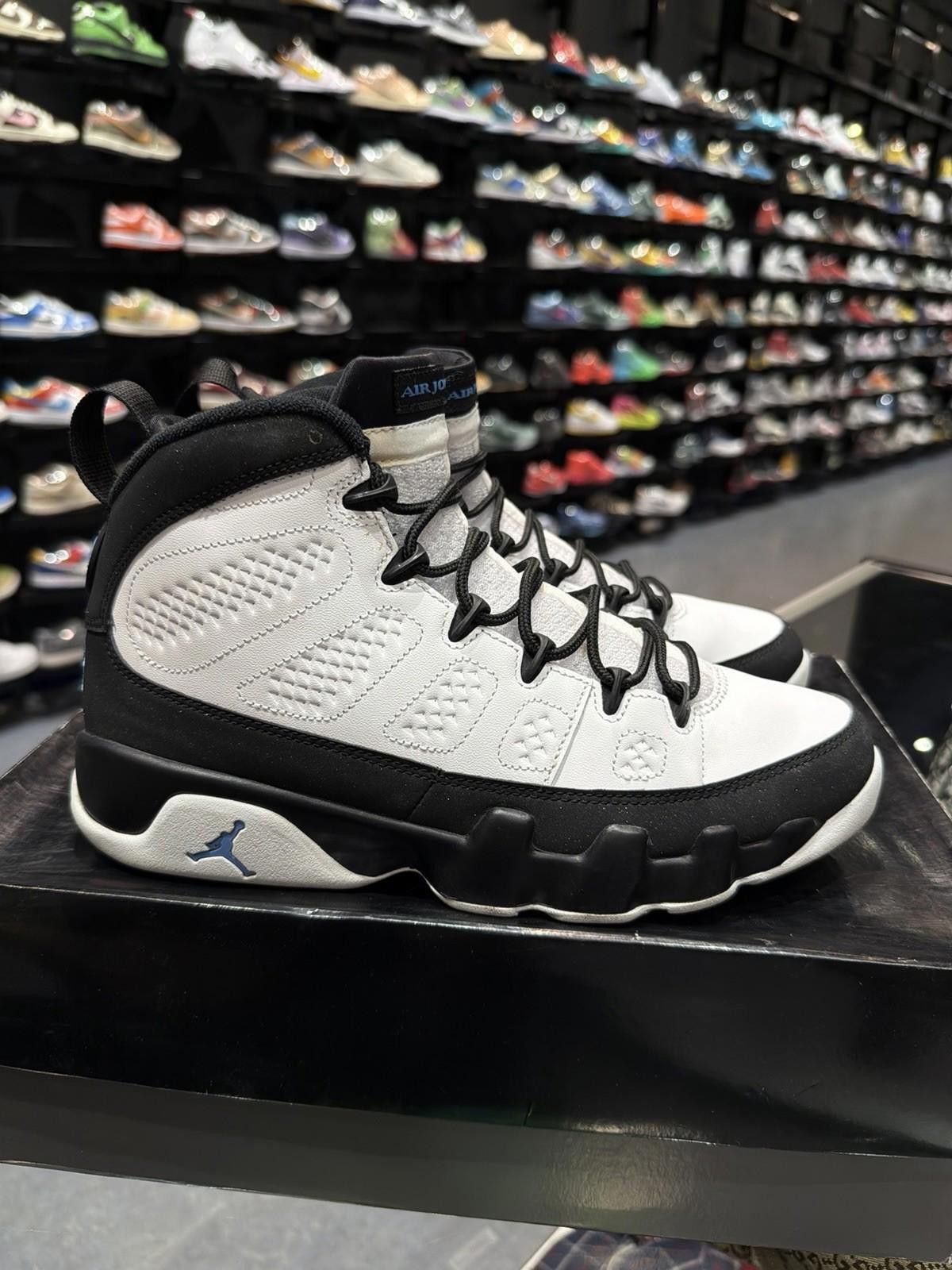 Jordan Brand Size 8.5 - Jordan 9 Retro University Blue 2020 CT8019 140 Size US 8.5 / EU 41-42 - 3 Thumbnail