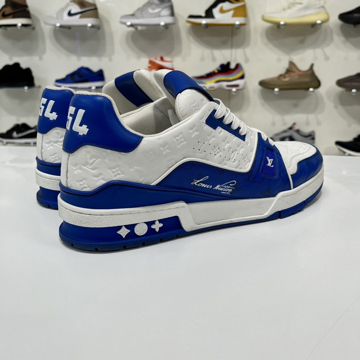Louis Vuitton Louis Vuitton Trainer #54 Signature Blue White Size US 10 / EU 43 - 6 Thumbnail