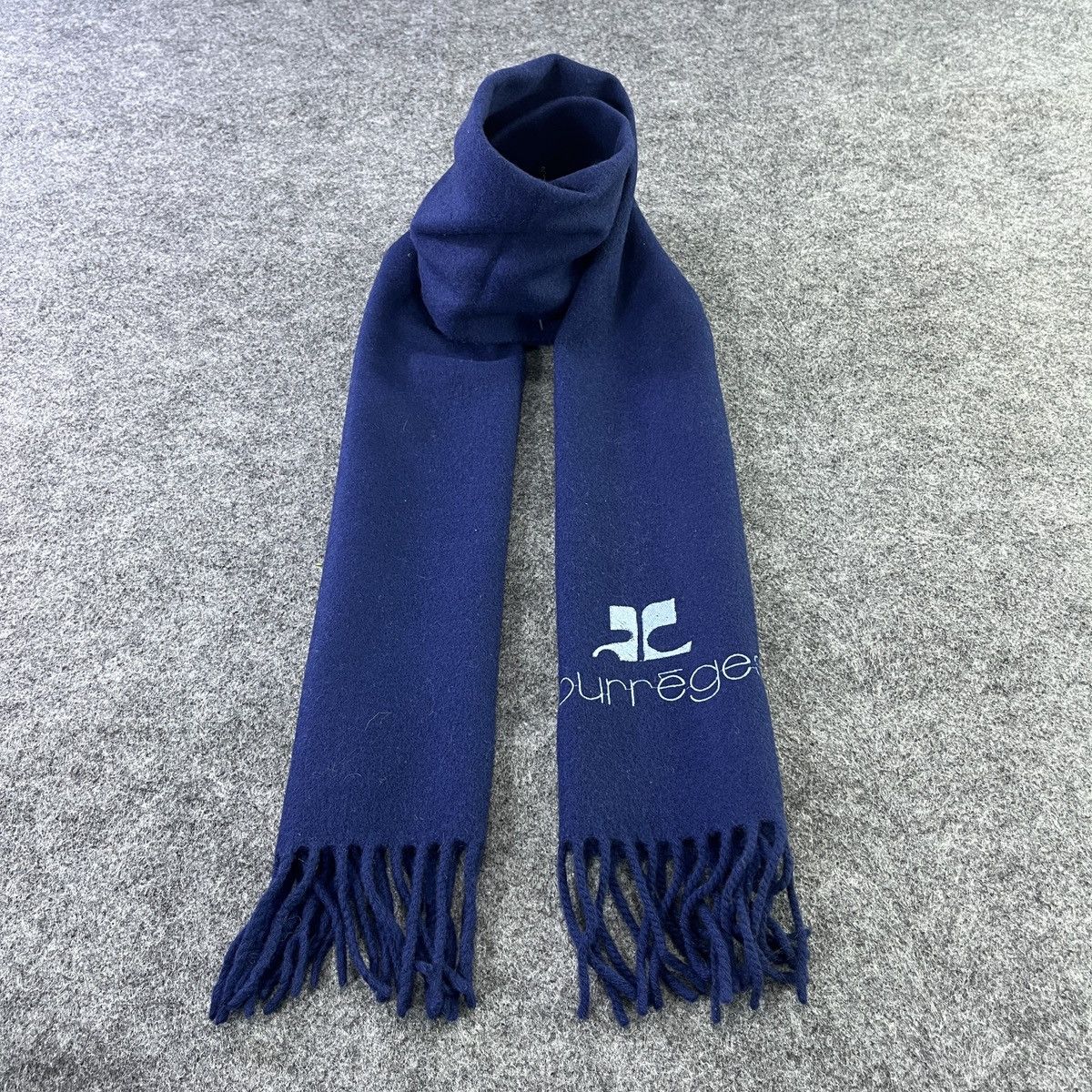 Courreges Scarf / Muffler / Neckwear T853