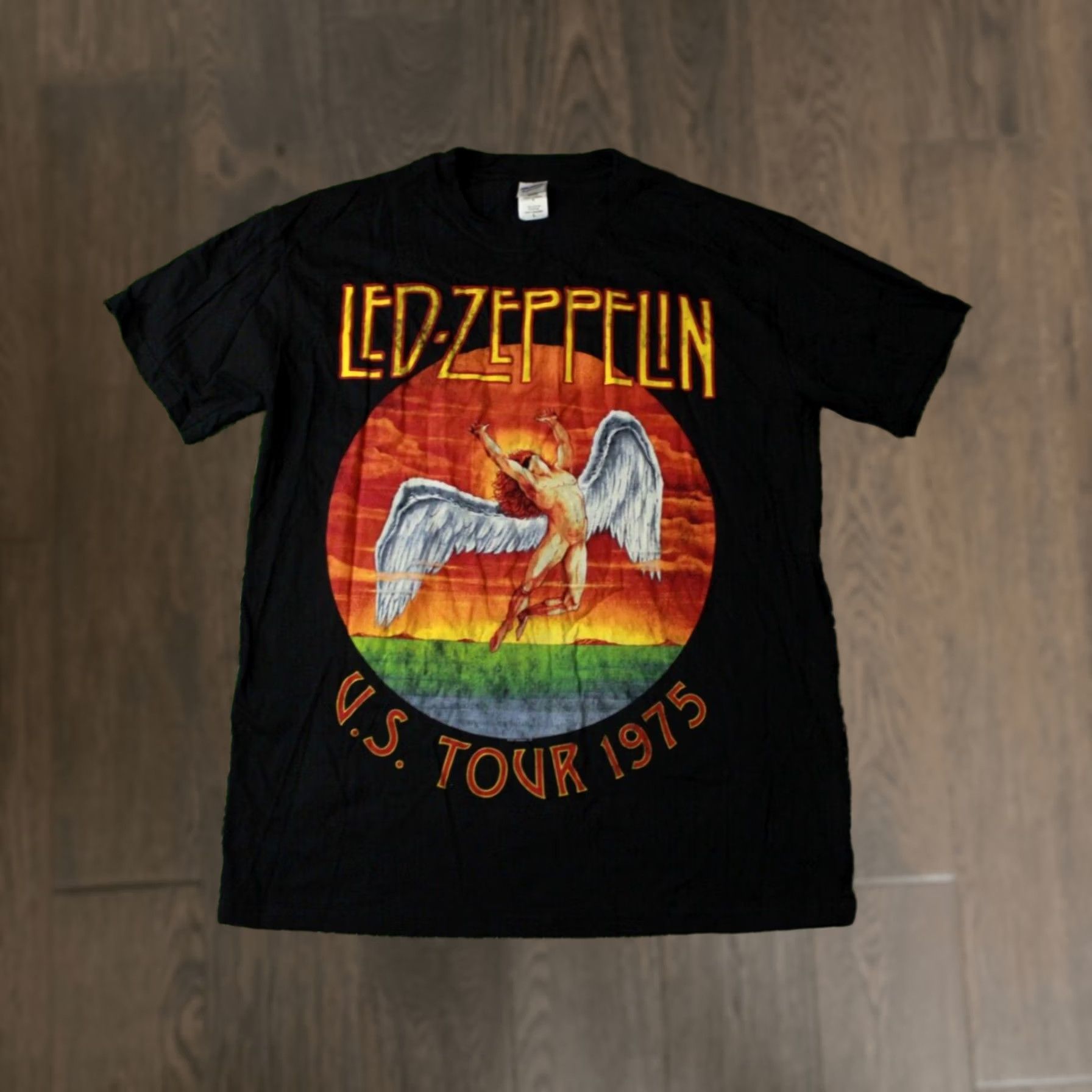 Gildan Led Zeppelin U.S. Tour 1975 Shirt - Gildan Large Black Mens Shirt Only 2011 Vintage Style Heavy Metal Print Size US L / EU 52-54 / 3 - 1 Thumbnail