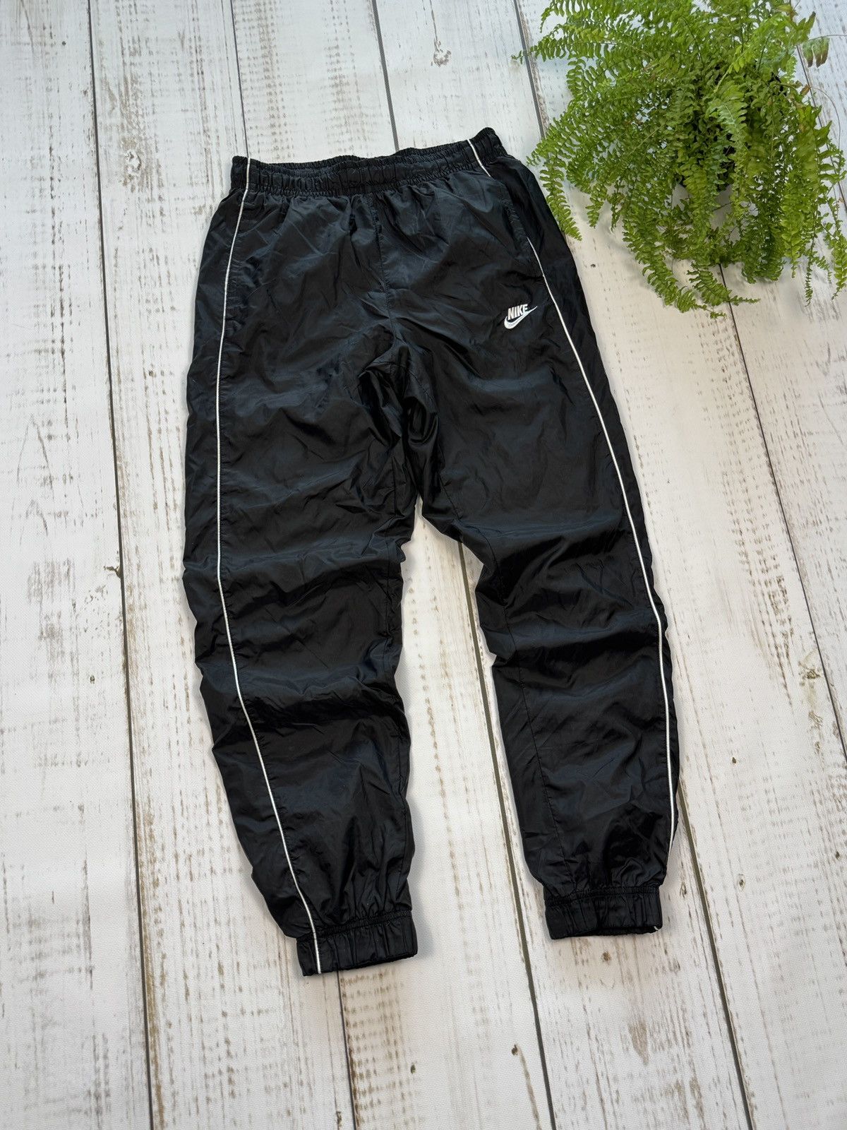 Nike × Streetwear Nike Nylon Sweatpants Swoosh Drill | Grailed
